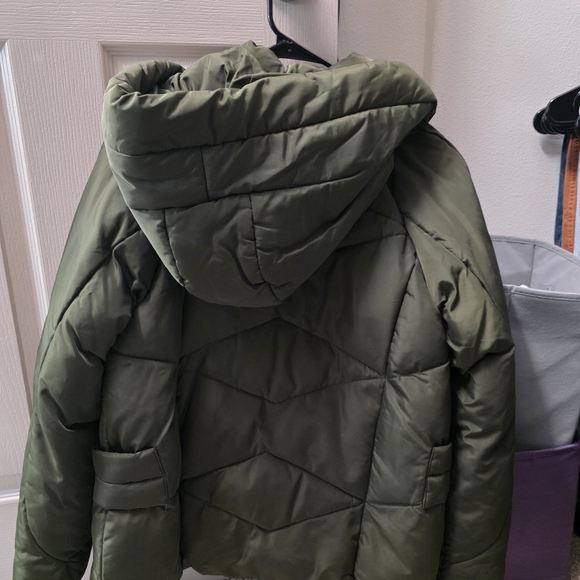 Andrew Marc Olive Green Hooded Puffer Jacket - Picture 4 of 7